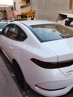 بي واي دي Qin Plus